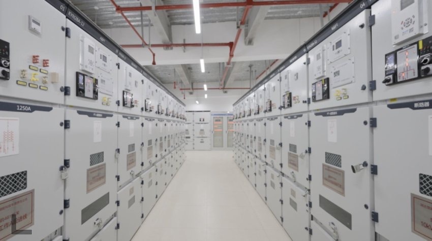 300兆瓦壓氣儲能示范工程高壓配電室。受訪者供圖