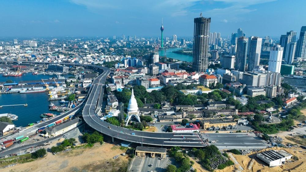 這是2025年1月13日拍攝的斯里蘭卡科倫坡風光（無人機照片）。新華社發(fā)