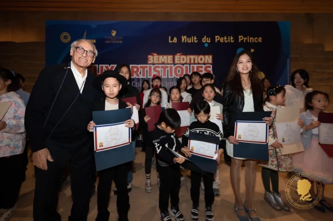 第三屆國(guó)際藝術(shù)聯(lián)創(chuàng)聯(lián)展盛大開幕。法中交流促進(jìn)會(huì)供圖