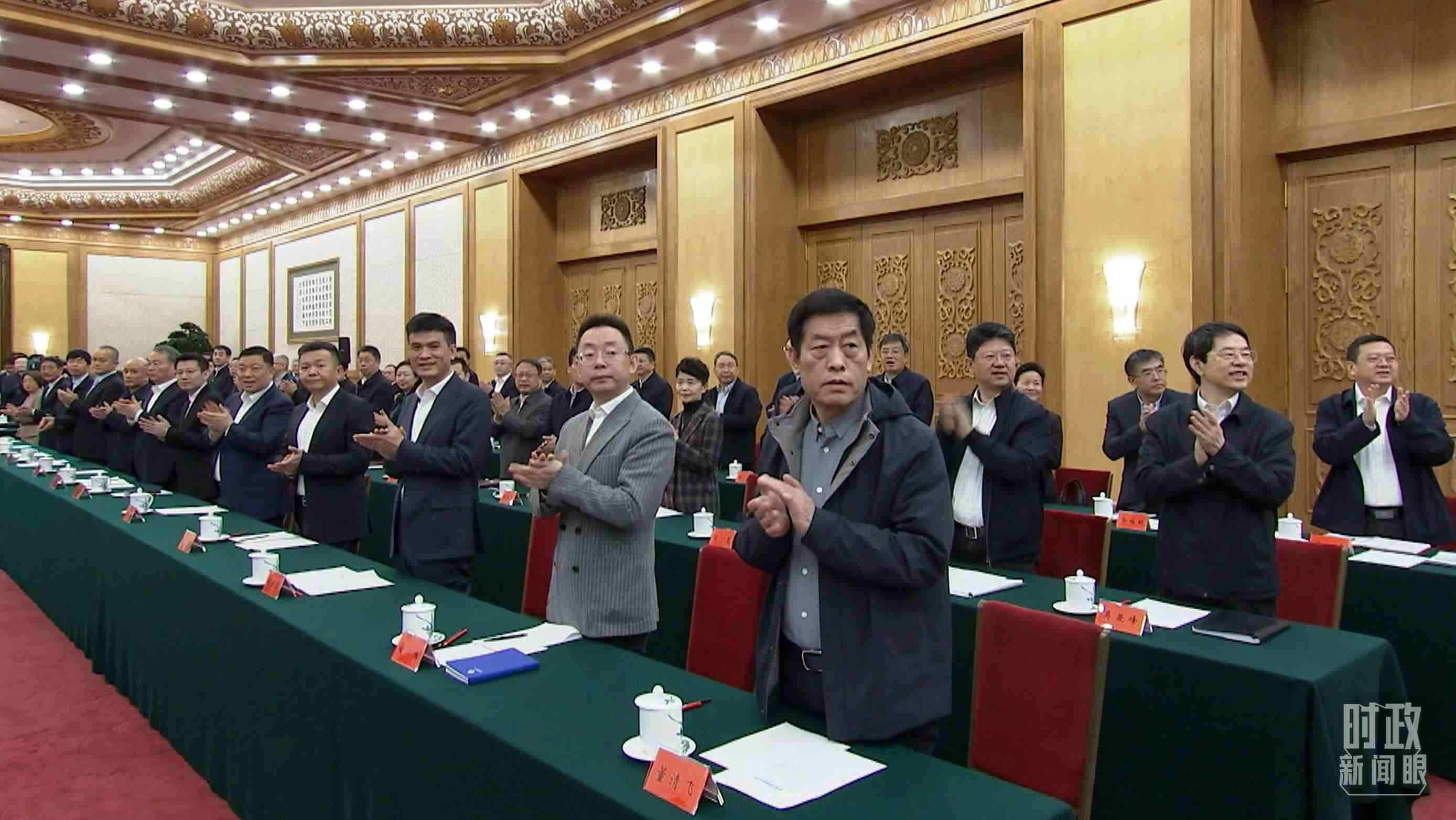 △2月17日，民營企業(yè)座談會現(xiàn)場。