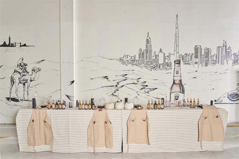 工廠內(nèi)設(shè)有互動區(qū)，參觀訪客可以親手制作麥芽飲料，受訪對象供圖