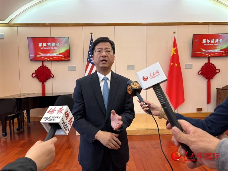 張建敏接受人民網(wǎng)等媒體記者采訪。人民網(wǎng) 鄧圩攝