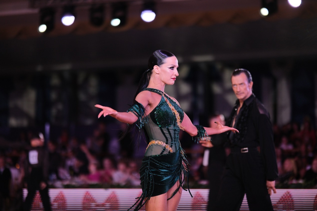 第七屆“克里姆林宮杯”國(guó)標(biāo)舞錦標(biāo)賽現(xiàn)場(chǎng)。于子恒攝