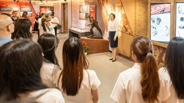 思政課現(xiàn)場。東華大學(xué)供圖